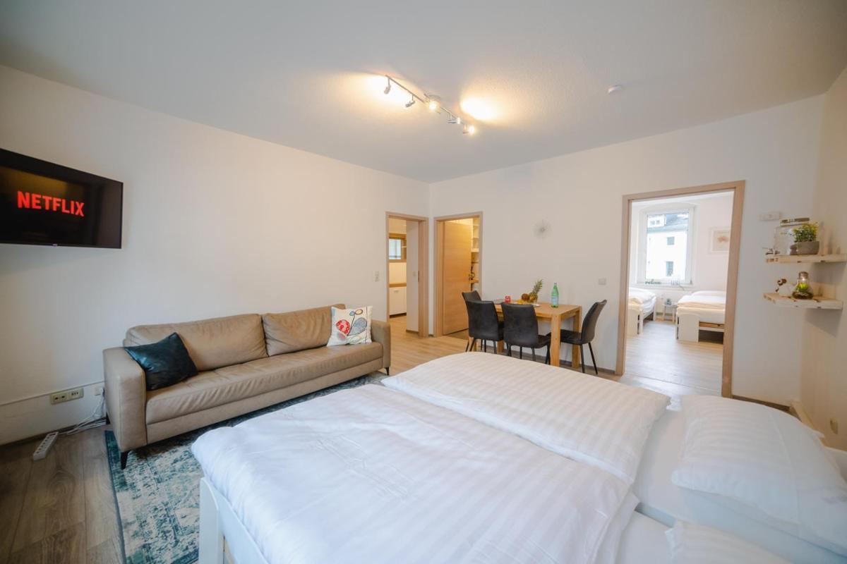 Ferienwohnung Laura In Gera Fuer Bis Zu 4 Personen - Neu Renoviert Εξωτερικό φωτογραφία