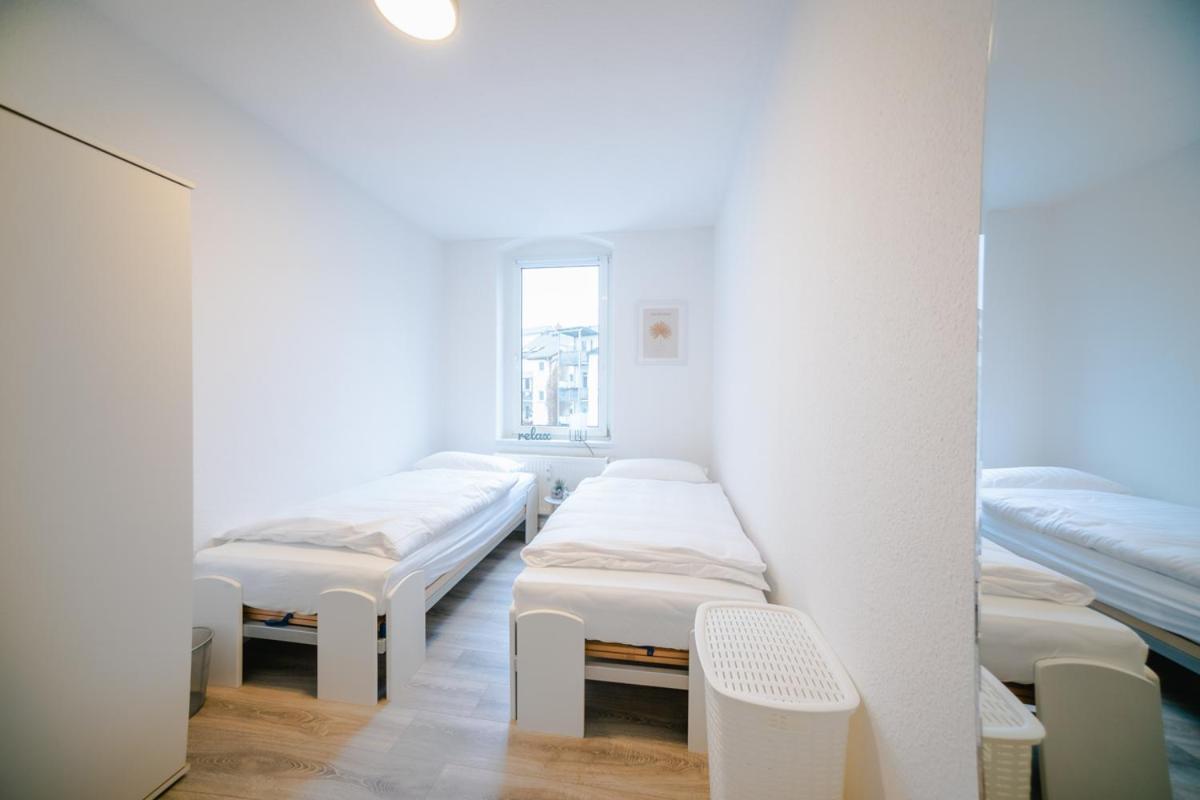 Ferienwohnung Laura In Gera Fuer Bis Zu 4 Personen - Neu Renoviert Εξωτερικό φωτογραφία